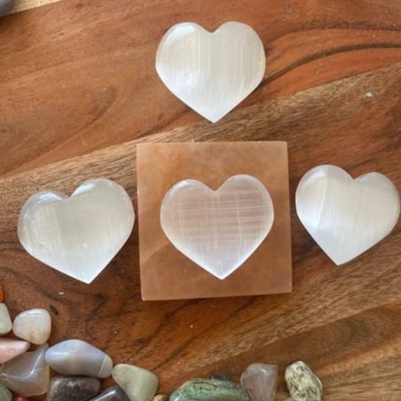 Selenite Crystal Heart - Selenite Worry Stones - Picture 4 of 4